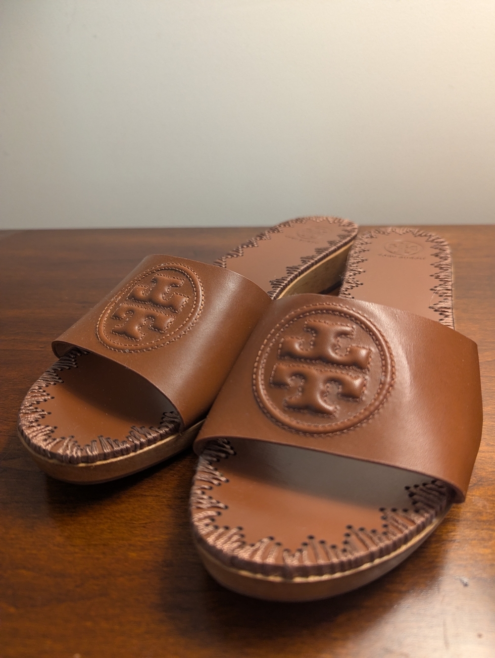 Tory Burch Chestnut Leather Logo Slide Sandals
